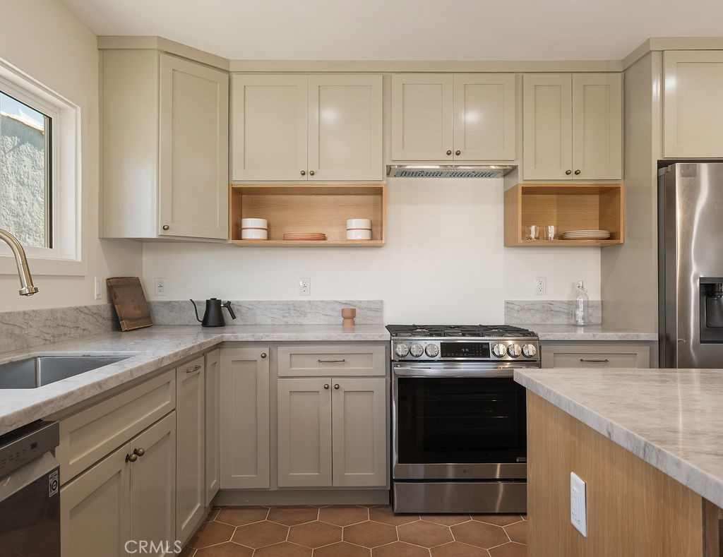 2014 W 84th Street