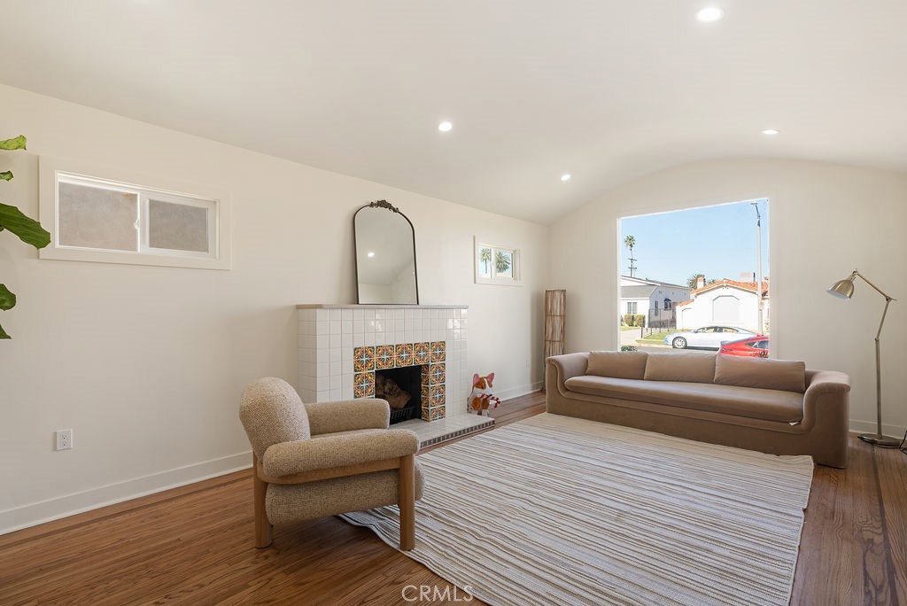 2014 W 84th Street