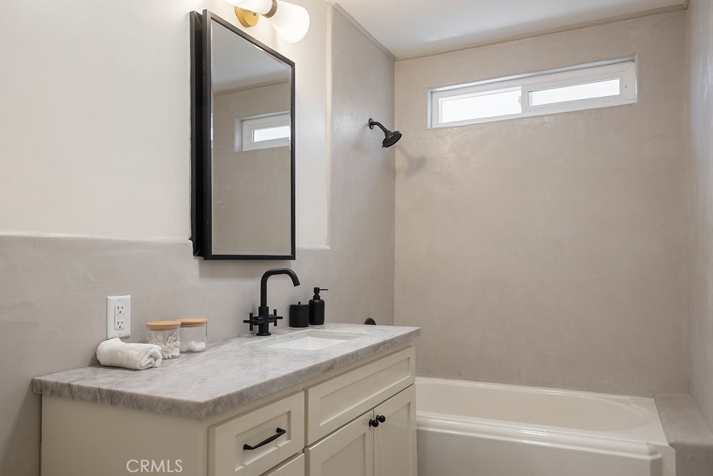 2014 W 84th Street