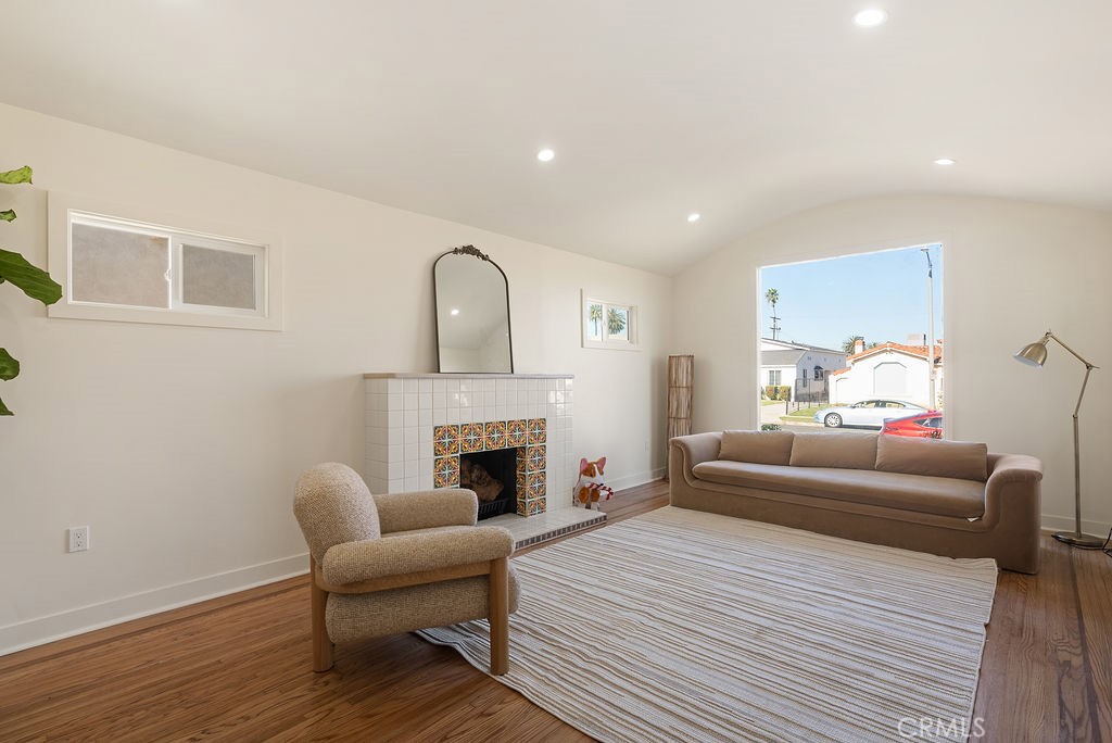 2014 W 84th Street