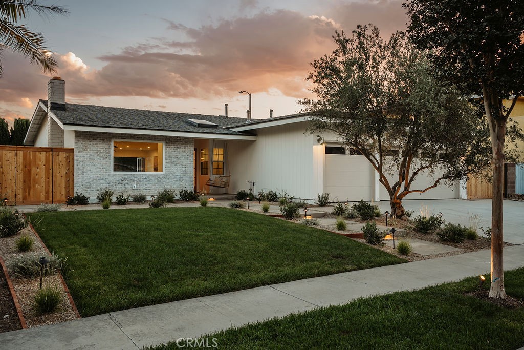 1081 Tulare