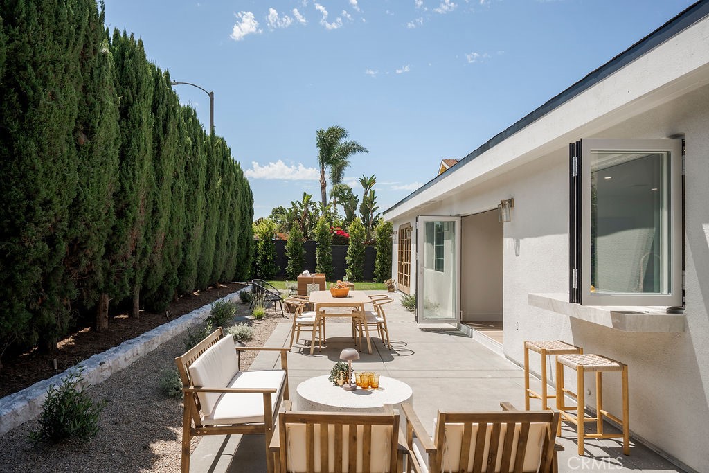 1081 Tulare