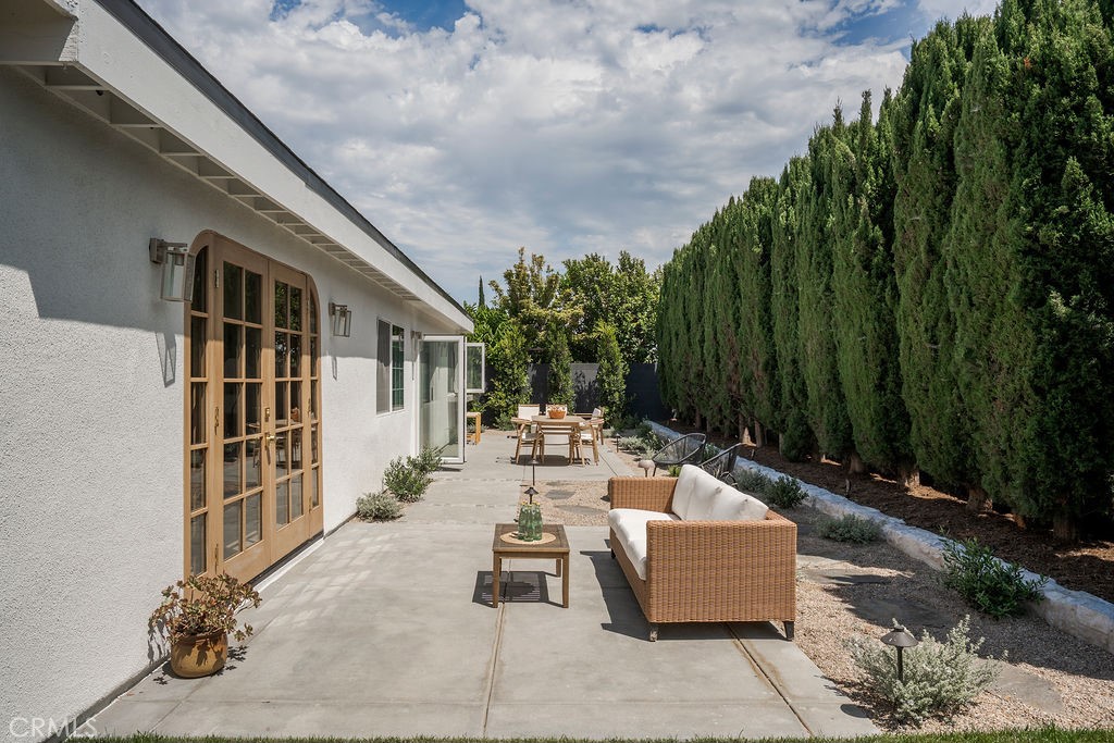 1081 Tulare