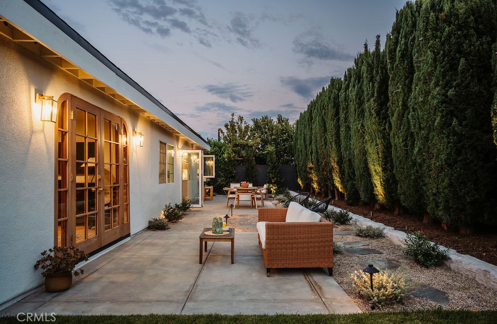 1081 Tulare