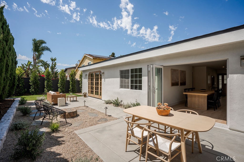 1081 Tulare