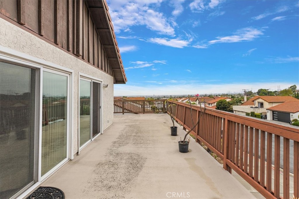 1601 Loma Road