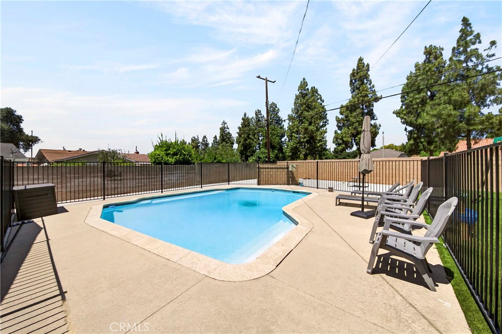 3837 Shelter Grove