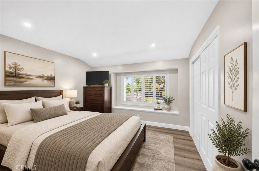 3837 Shelter Grove