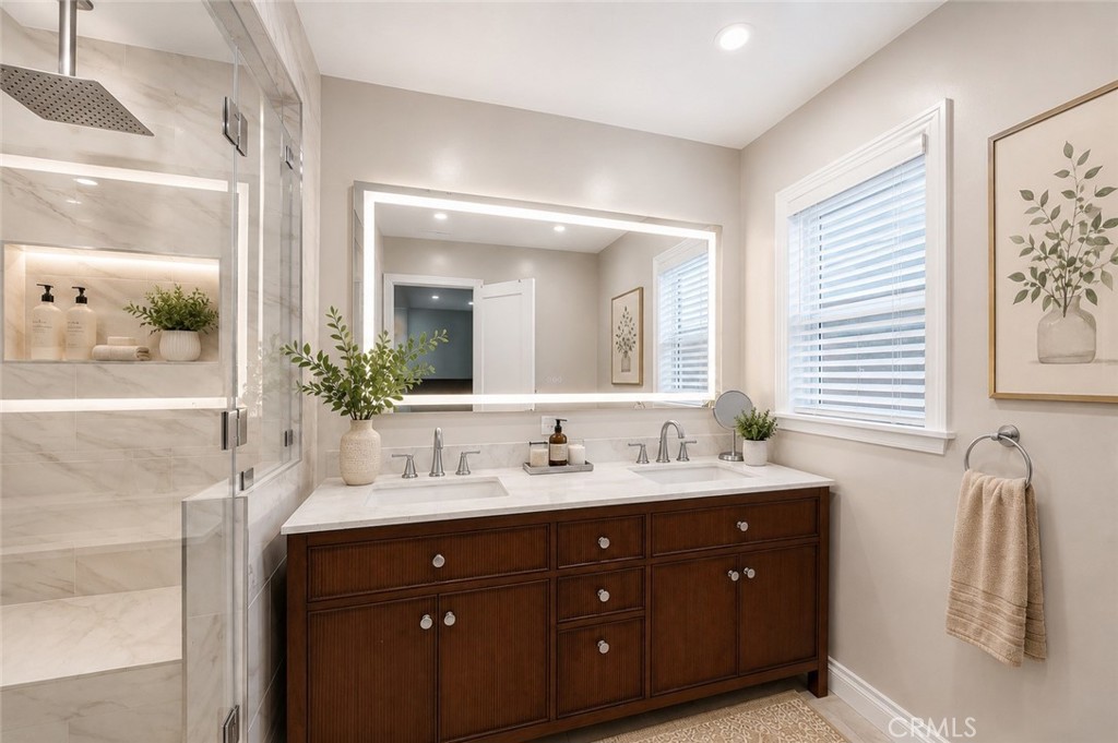 3837 Shelter Grove