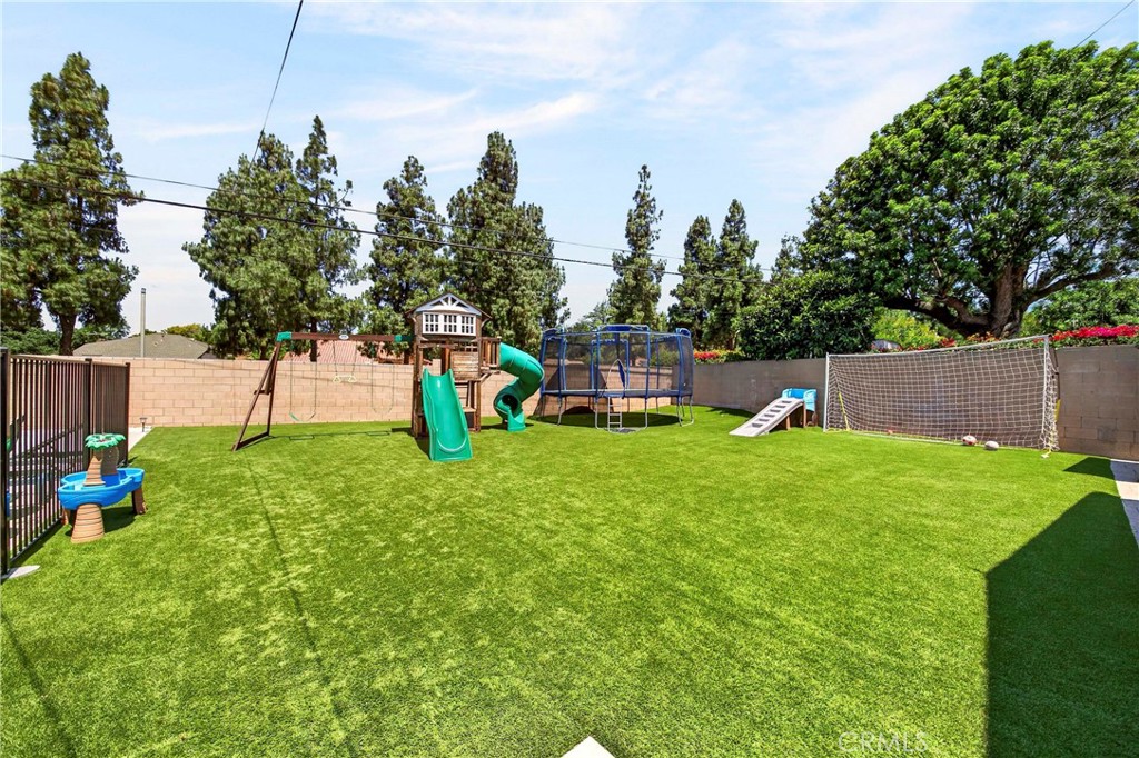3837 Shelter Grove
