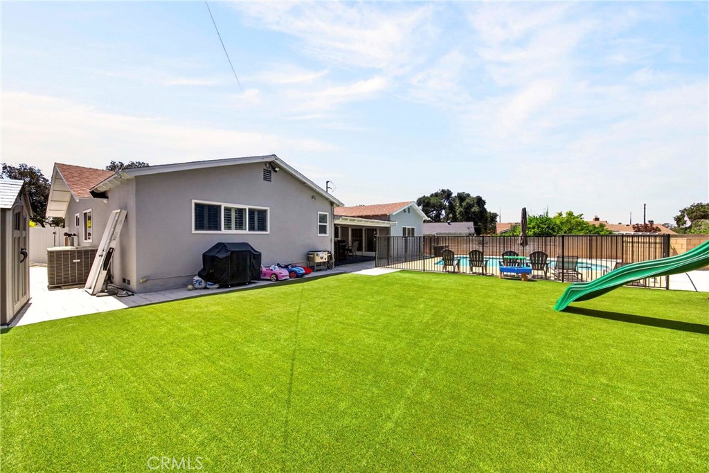 3837 Shelter Grove