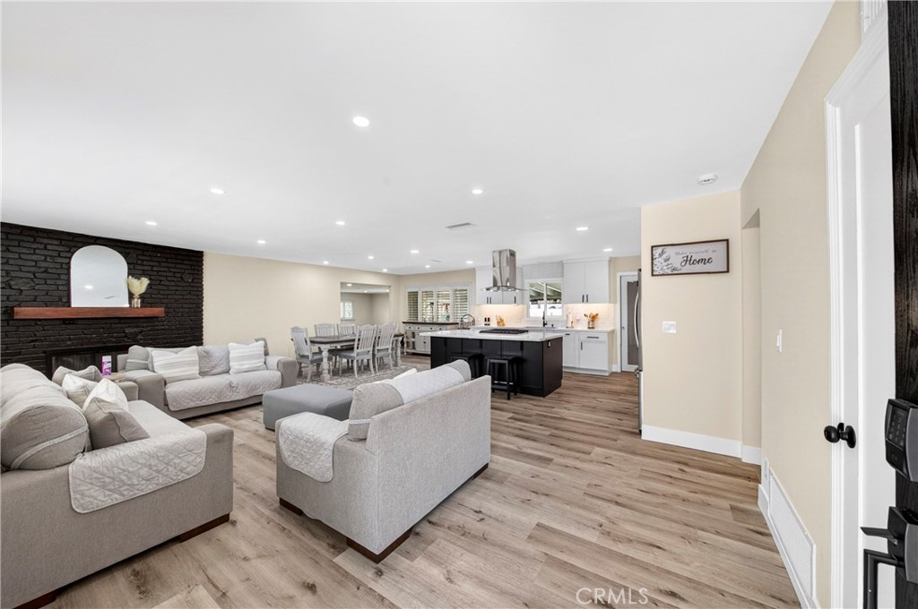 3837 Shelter Grove