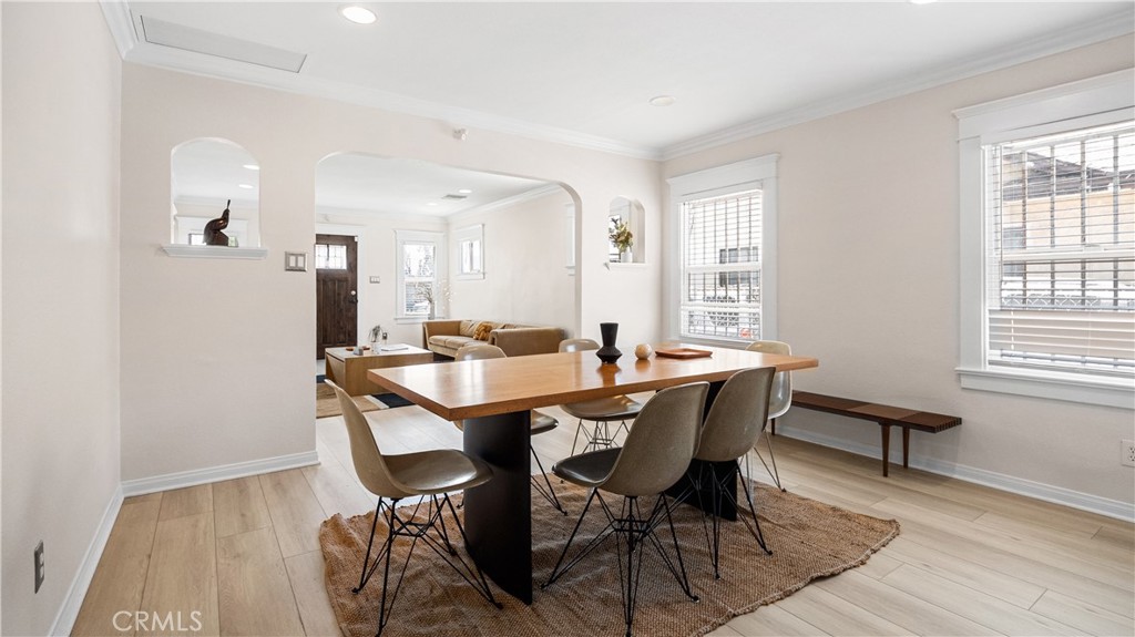 1849 W 38th Street