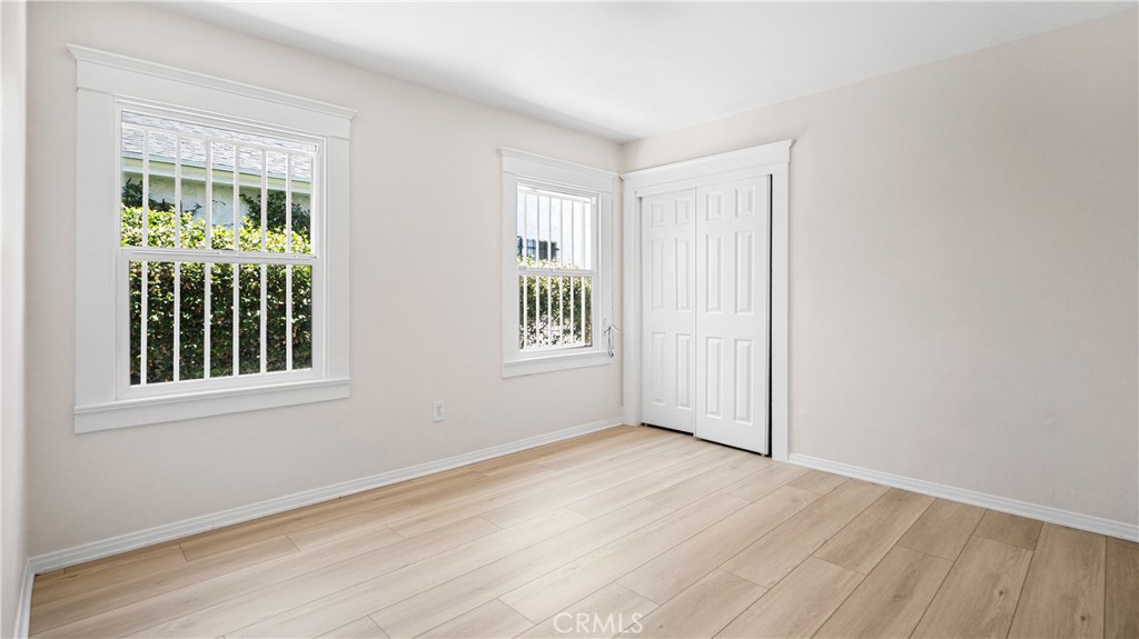 1849 W 38th Street