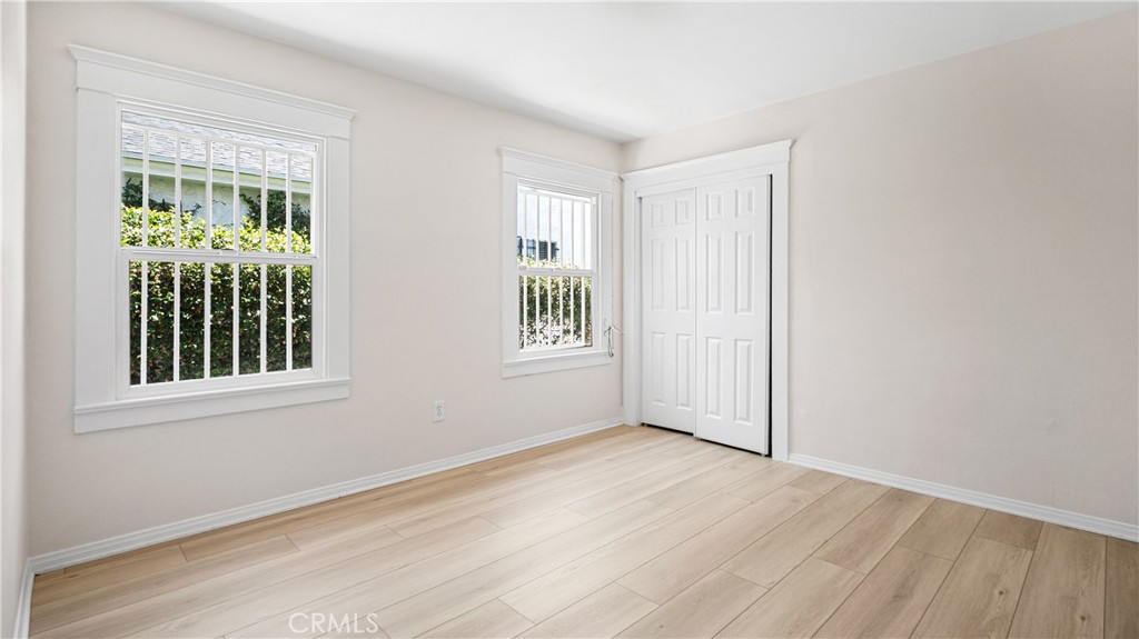 1849 W 38th Street