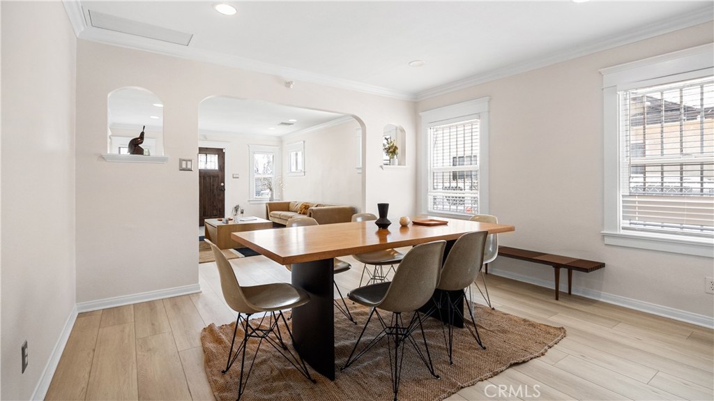 1849 W 38th Street