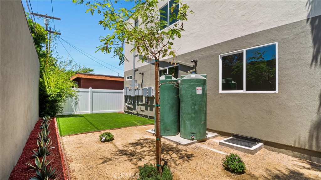 3038 Casitas Avenue