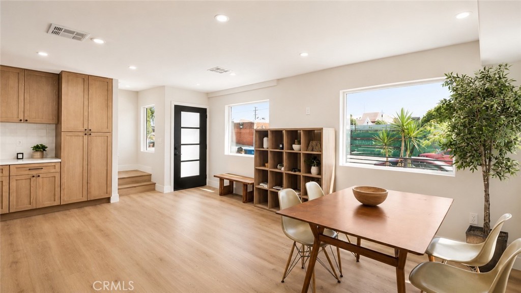 3038 Casitas Avenue