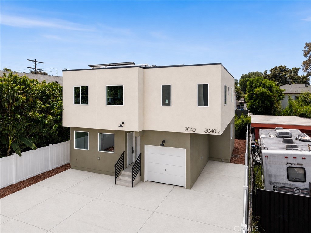 3038 Casitas Avenue