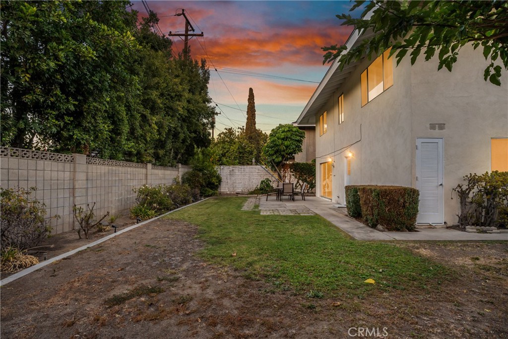 3141 E Palmyra Avenue