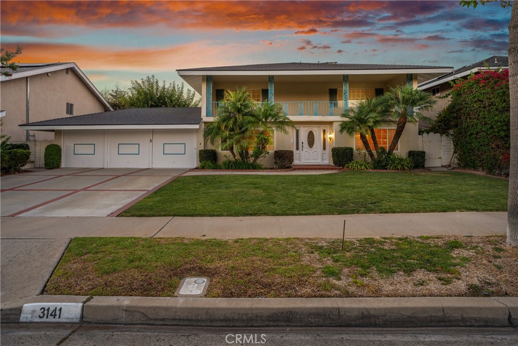 3141 E Palmyra Avenue