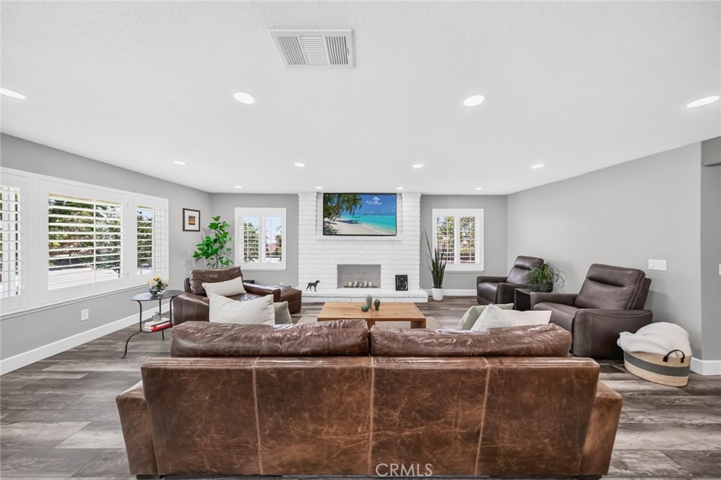 11028 Wilson