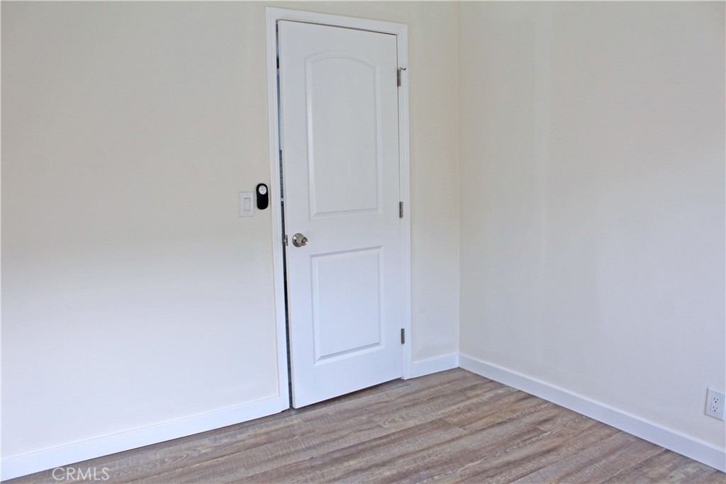 1647 W 53rd Street W