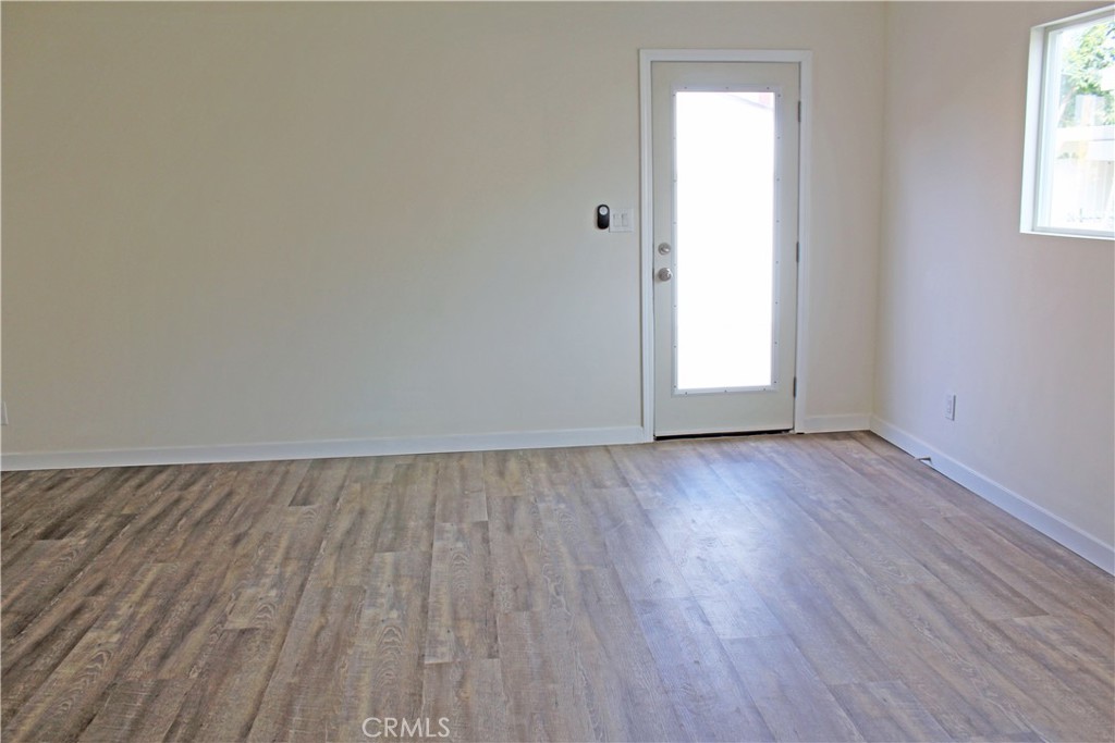 1647 W 53rd Street W