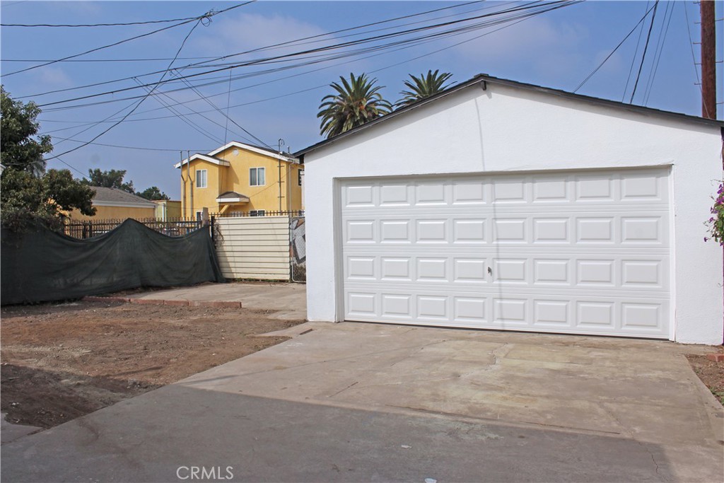 1647 W 53rd Street W