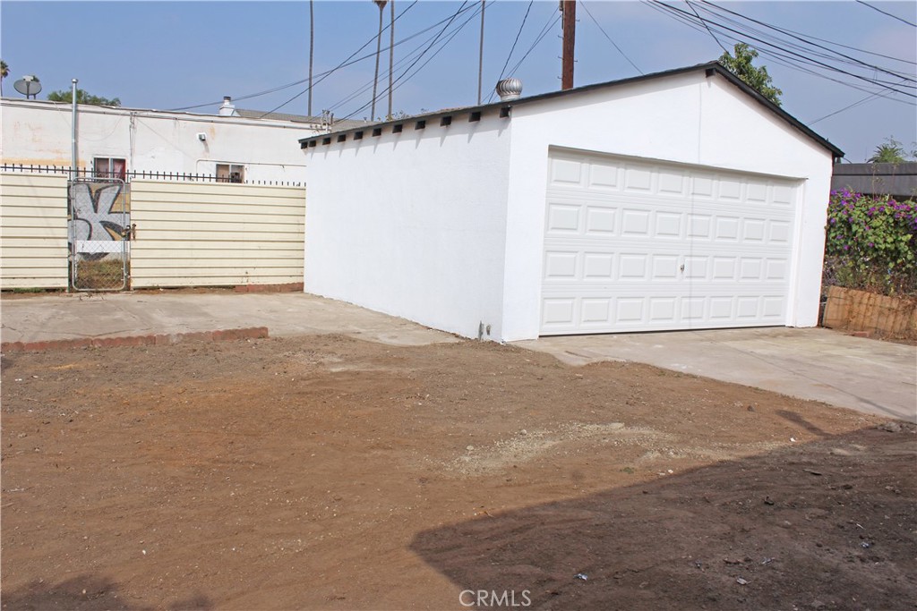 1647 W 53rd Street W