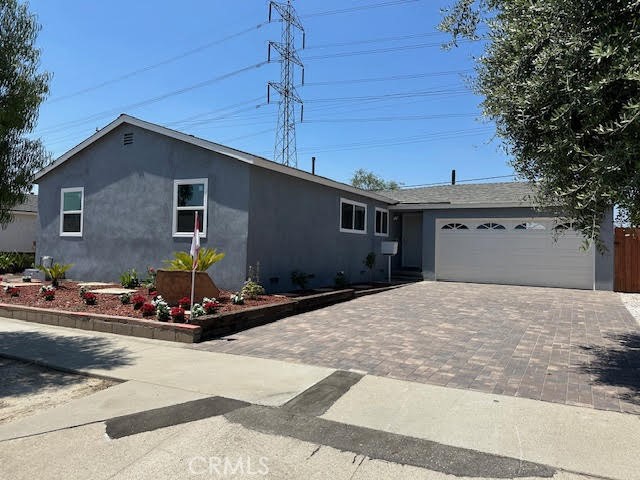 6529 Pioneer Boulevard