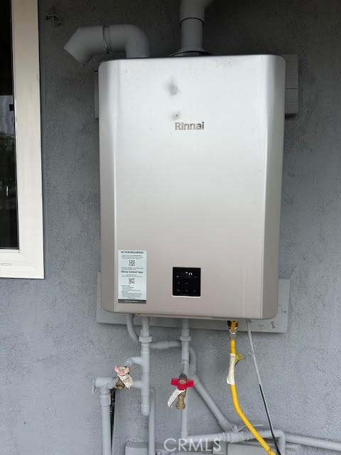 6529 Pioneer Boulevard