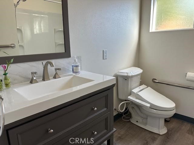 6529 Pioneer Boulevard