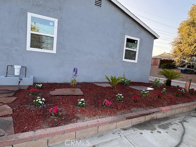 6529 Pioneer Boulevard