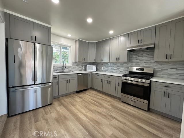 6529 Pioneer Boulevard