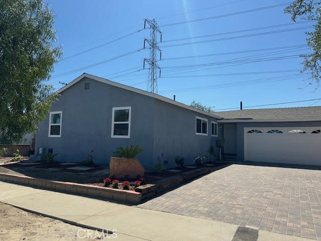 6529 Pioneer Boulevard