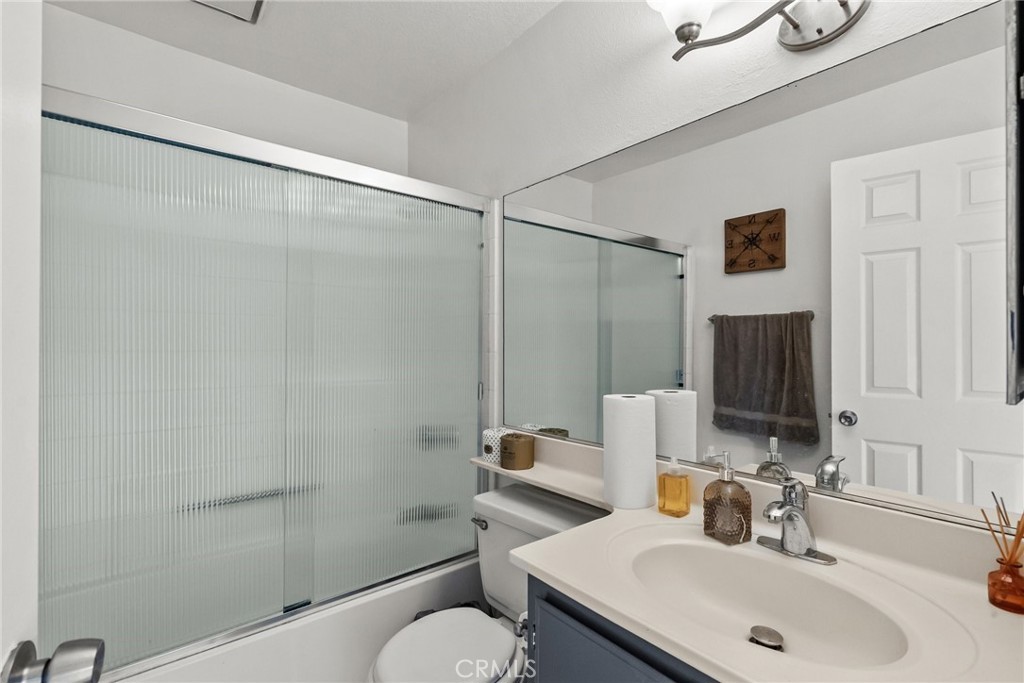 1207 Obispo Avenue 203