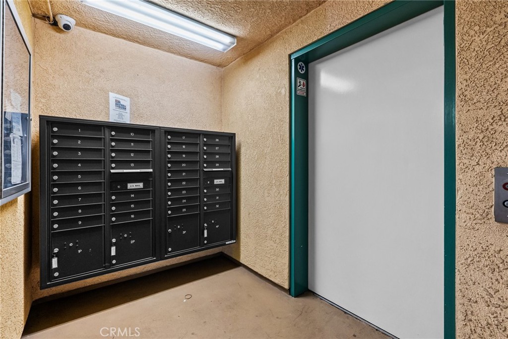 1207 Obispo Avenue 203