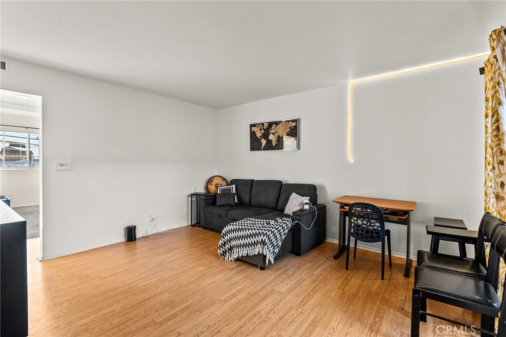 1207 Obispo Avenue 203