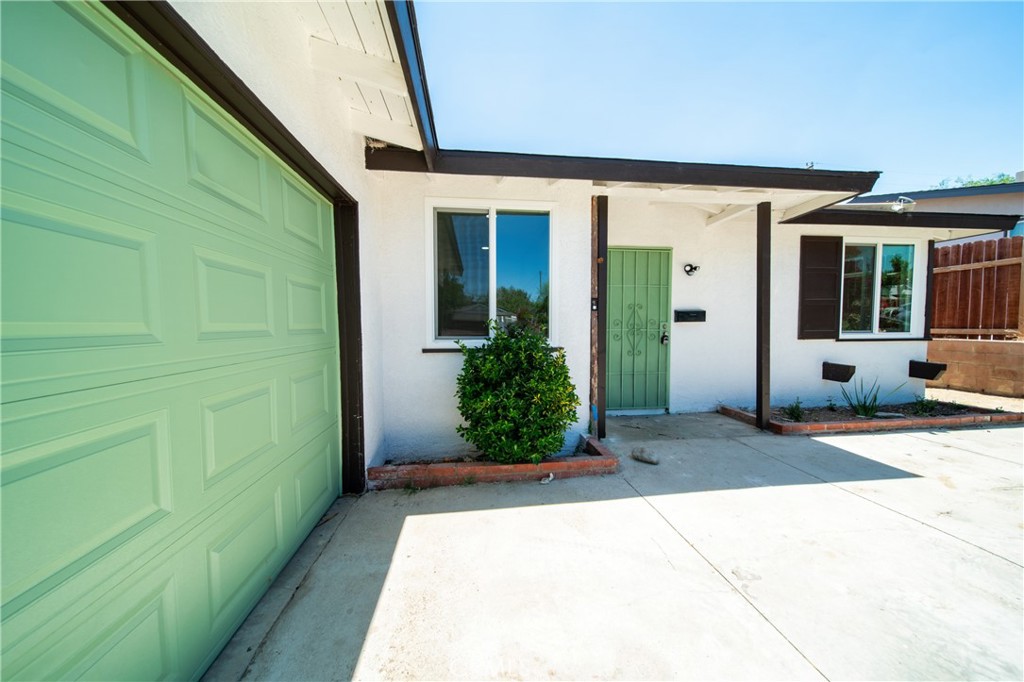 344 E Avenue R11