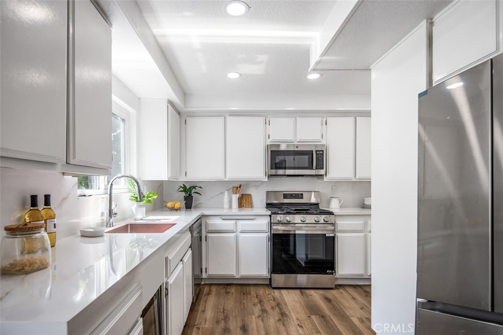 10201 Mason Avenue 20