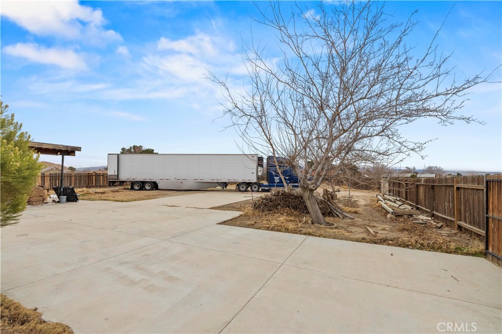 17104 Queensglen Avenue