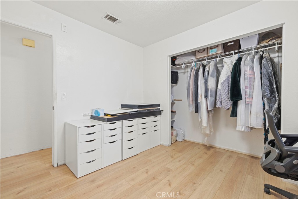 17104 Queensglen Avenue