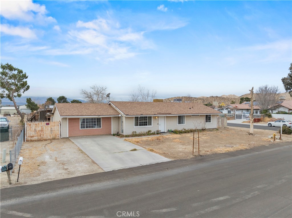 17104 Queensglen Avenue