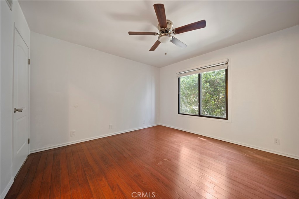 11300 FOOTHILL BLVD 30