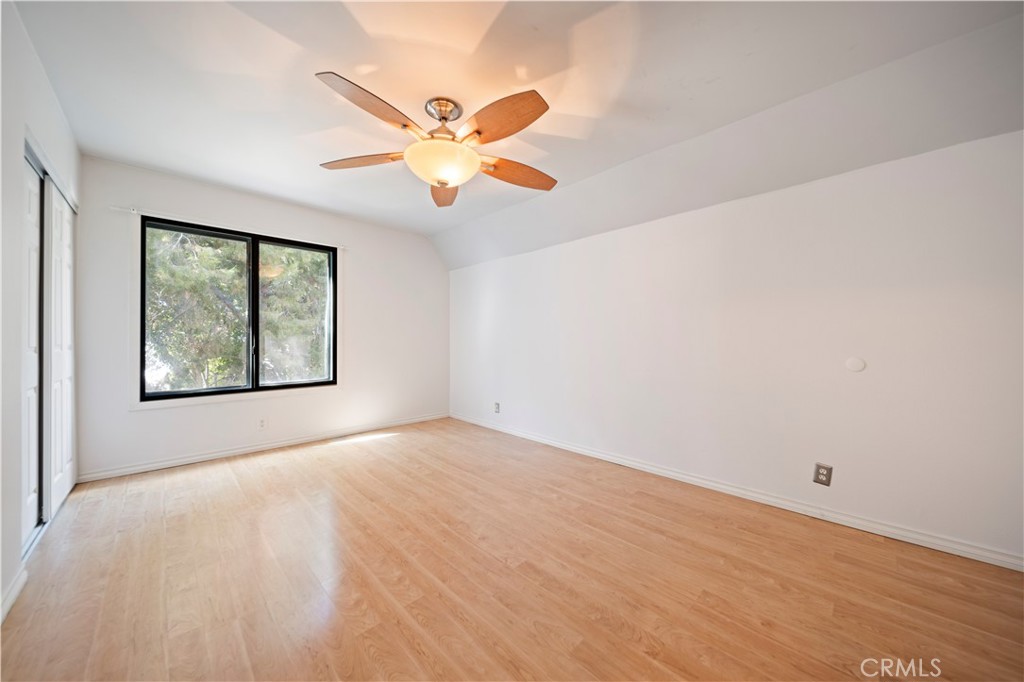 11300 FOOTHILL BLVD 30