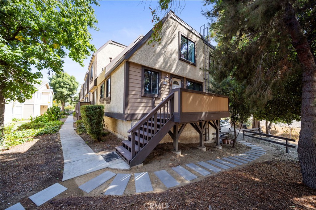 11300 FOOTHILL BLVD 30