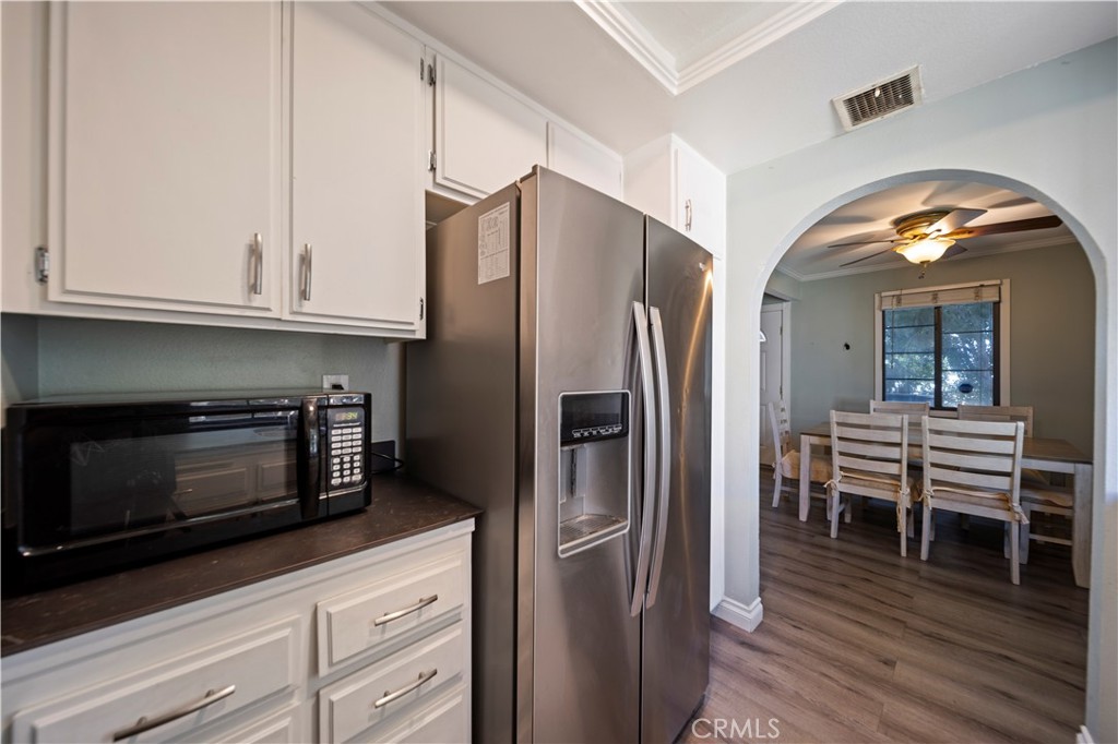 11300 FOOTHILL BLVD 30