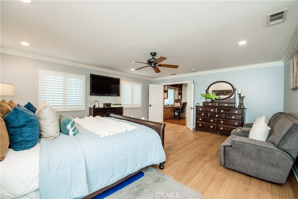 16410 Penswift Court