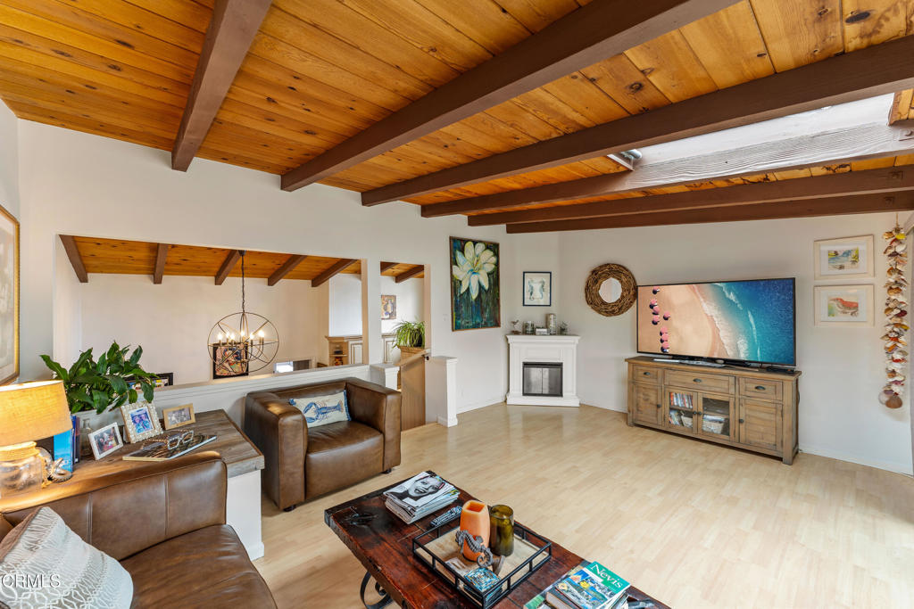 317 Cahuenga Drive